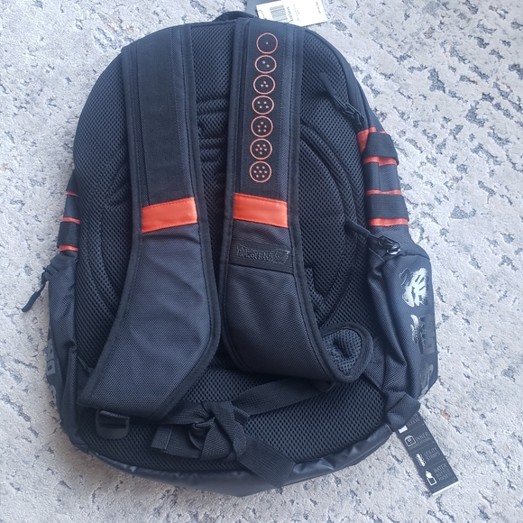 Dragonball Z Special Edition Goku Built Up Backpack. NWT - Picture 6 of 8